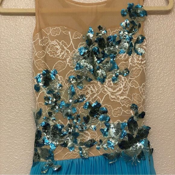 A Wish come true Dance costume aqua blue pleated sequin V1854Y Fidelity Adult MA - Picture 5 of 15